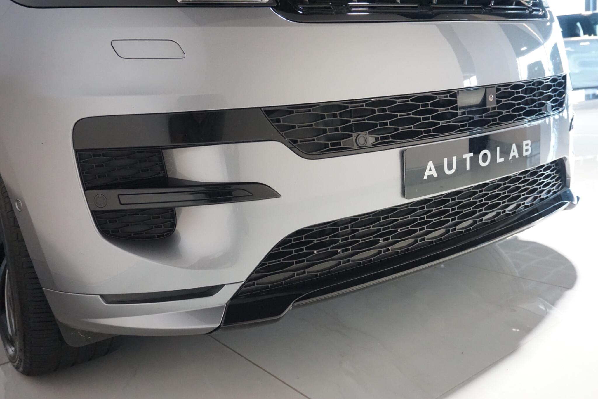 Land Rover Range Rover Sport 3.0 D300 MHEV Dynamic SE SUV 5dr Diesel Auto 4WD Euro 6 (s/s) (300 ps)